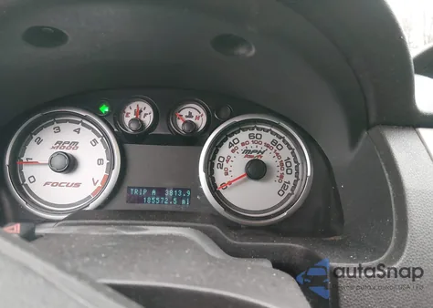 2009 Ford Focus Se z USA, uszkodzony, nr VIN 1FAHP35N29W266883